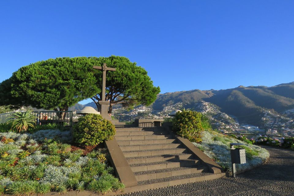 Madeira : Nun's Valleys and Pico Areeiro 4X4 Tour - A Route That Mixes Big Views With Real-Museum-Not-Needed Stops