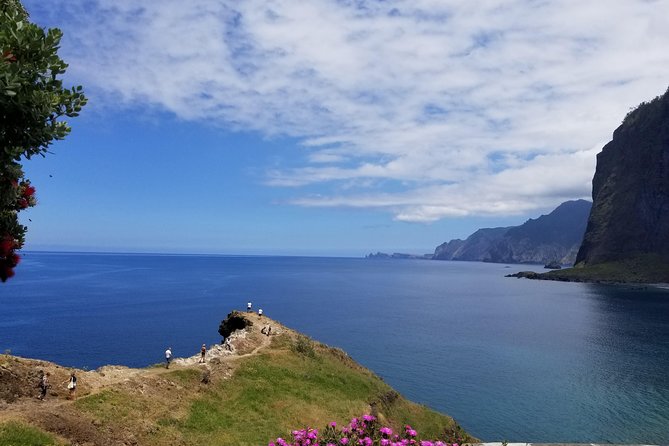 Madeira Off-Road Tours - Santana, Pico do Areeiro, and the Laurissilva forest timing