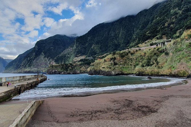 Madeira Off-Road Tours - Valley of the Nuns: fruit trees, terraces, and that viewpoint pause