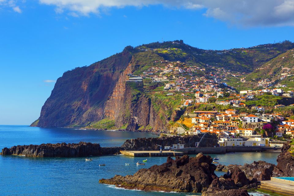 Madeira: Pico do Arieiro Sunrise with East and West Tour - Ponta de São Lourenço: rugged, different, and good for walking shoes