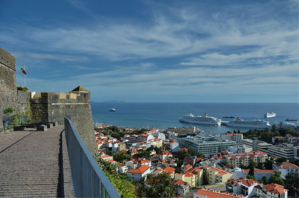 Madeira: Private Funchal City Tour in a Tukxi - Municipal Square, City Hall, and the Jesuit Monastery: power and faith in one stop