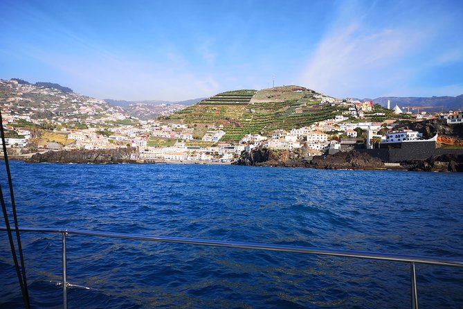 Madeira Private Sunset Boat Tour from Funchal - What’s Included: Sparkling Wine, Snacks, and the Comfort Stuff That Actually Matters