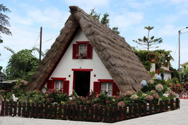Madeira: Santana Jeep Safari and Balções Levada Walk - Faial: Quick Photos and a Short Stroll Through the Flow