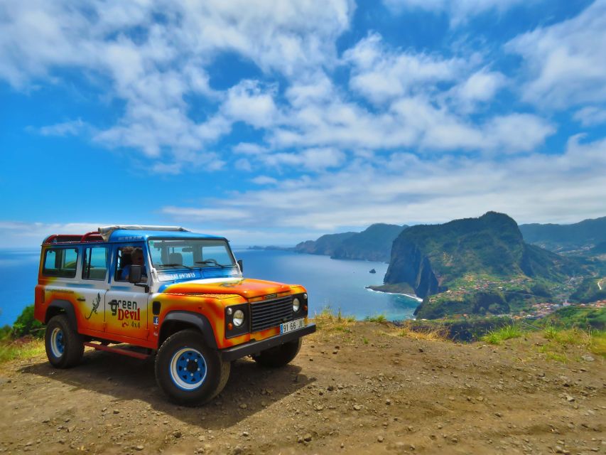 Madeira : Santana & Peaks full day tour by Open 4x4 - Open-top 4x4 reality: comfort, safety, and photo timing