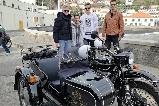 Madeira Sidecar Adventure – Old West Road (1 or 2 Persons) - The first stop: Câmara de Lobos for harbor vibes and quick Madeira flavor