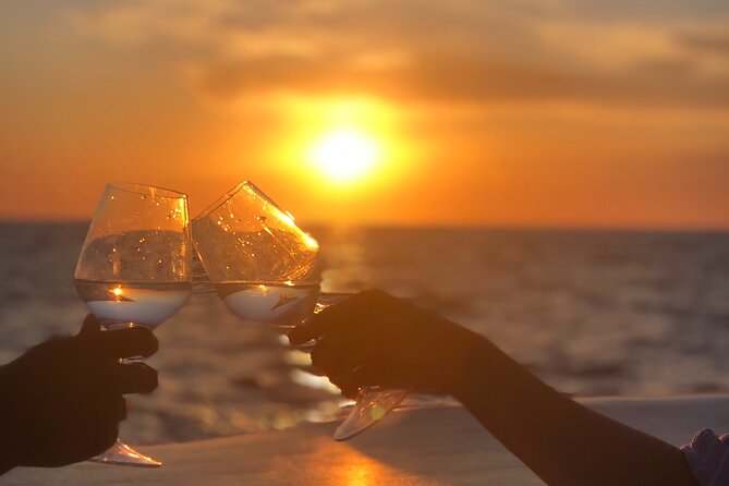 MagiCharter: Private charter motorboat sunset in Ibiza - A private Ibiza sunset motorboat that fits your day