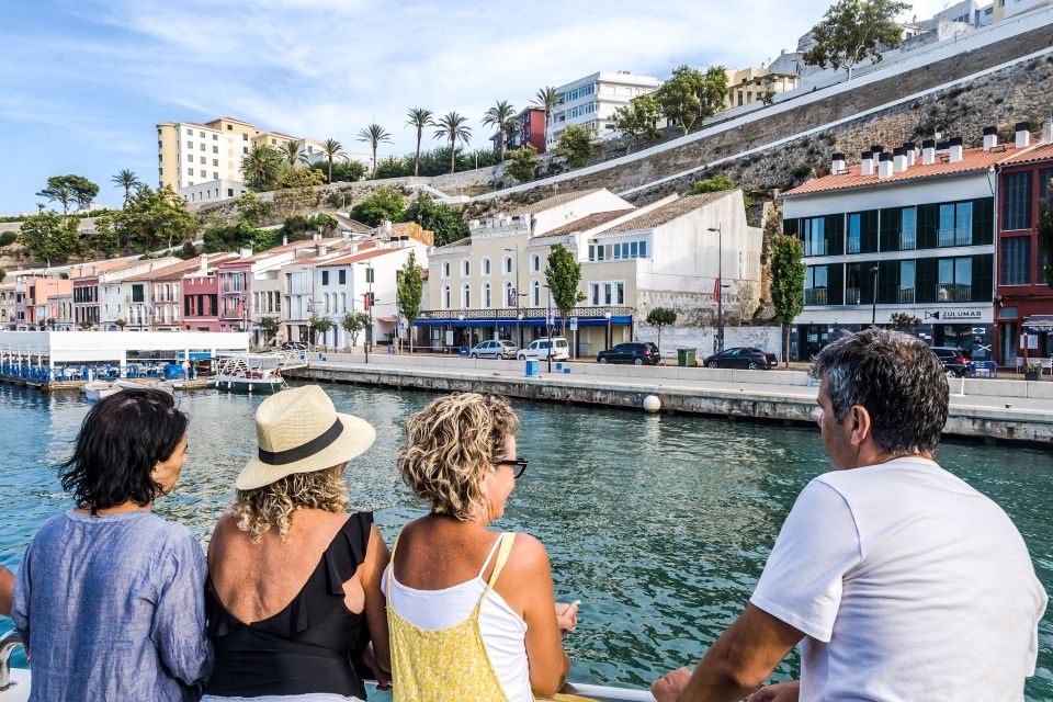 Mahon: Harbor Boat Tour with Underwater Viewing & Commentary - Collingwood House and Britain–Menorca Connections
