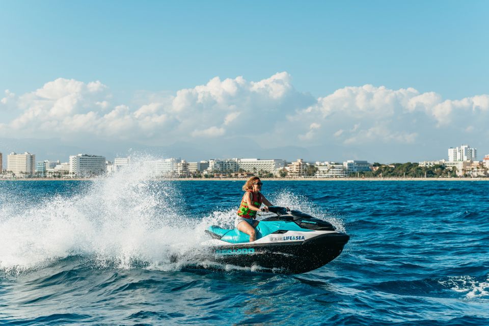 Mallorca: 25-Minute Palma Beach Jet Ski Excursion - Where the ride starts: meeting point at Playa del Arenal