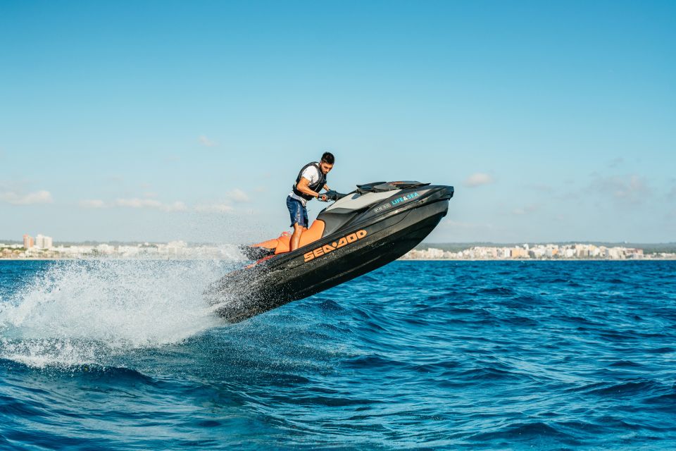 Mallorca: 25-Minute Palma Beach Jet Ski Excursion - Palma jet ski from Playa del Arenal: quick adrenaline, real scenery
