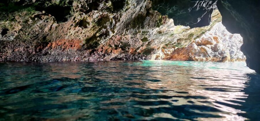 Mallorca Alcudia: Jack Sparrow Cave Jet Ski Tour - Jack Sparrow Cave: how the formation visit works in real time