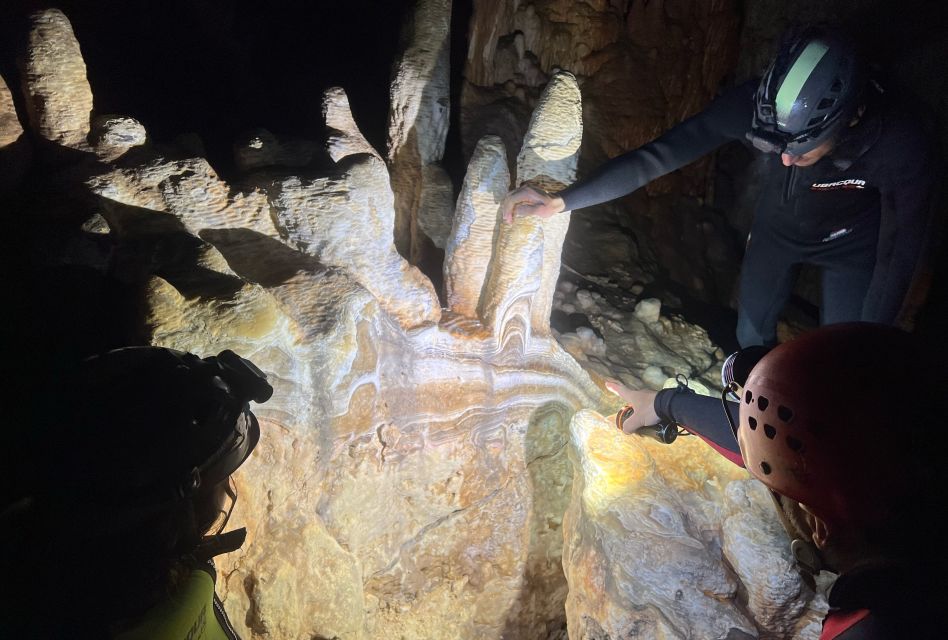 Mallorca: Aquatic Cave Exploration Guided Tour - The 4.5-hour flow: how the timing really works