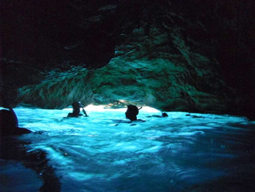Mallorca : Blue Cave Boat Tour with Snorkeling - Finding the boat in Port de Pollença: meet at Passeig Saralegui