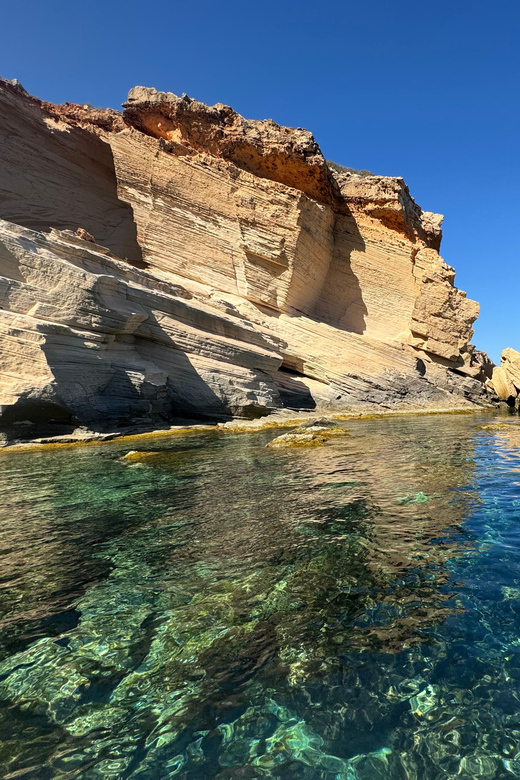 Mallorca: Caló des Moro and Cala Marmols Boat Tour - The cruise from port to Es Pontàs: viewpoints that pay off fast