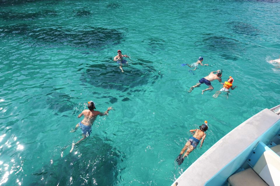Mallorca: Catamaran Coastal Cruise with Lunch - Drinks and Bars: Plan for Extra Spending