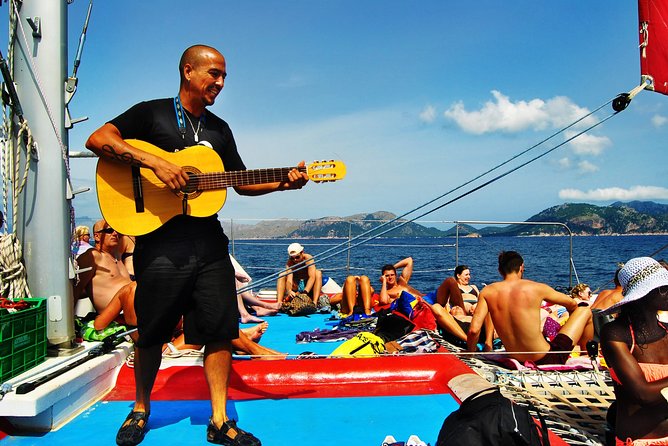 Mallorca Catamaran Tour in the Bay of Pollensa - Space on the boat: expect “lively,” plan for it