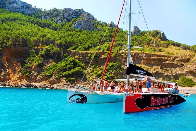 Mallorca Catamaran Tour in the Bay of Pollensa - Getting to Port de Pollença and the Robinson catamaran