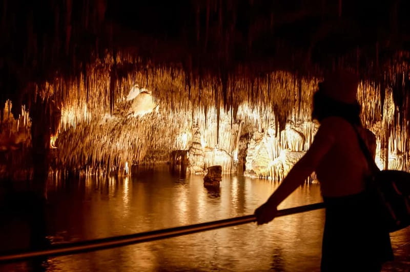 Mallorca: Caves of Drach Tour from the North with Boat Trip - Entering the Caves of Drach: the 300 steps reality check