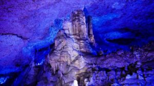Mallorca: Drach Caves, Lake Martel, & Pearl Factory Day Trip - The Big Contrast: Stalactites Up Close, Free Time Inside the Caves