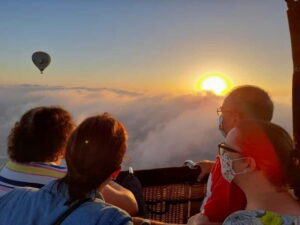 Mallorca: Hot Air Balloon Flight with Private Options - The pre-flight flow: briefing, balloon inflation, and what you’ll actually be doing