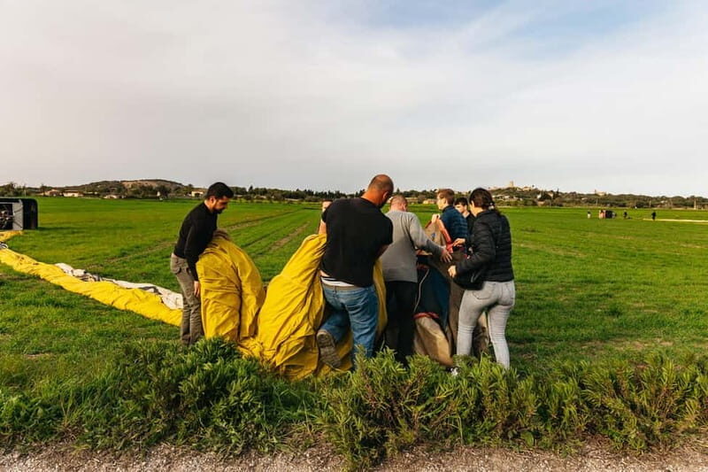 Mallorca: Hot Air Balloon Flight with Private Options - Language and guide support