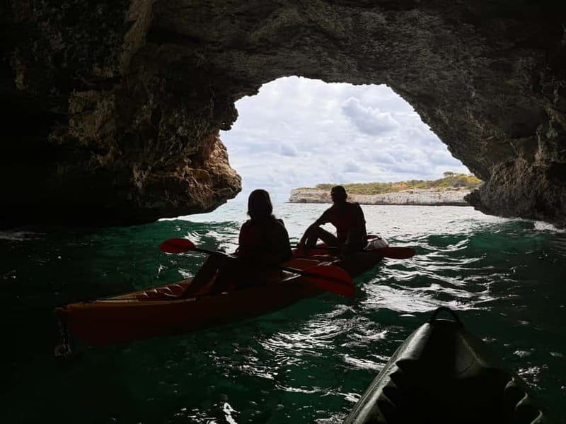 Mallorca: Kayak and Paddle Surf excursion through crystal clear water caves - What to bring so you feel good the whole 2 hours