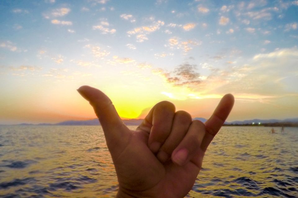 Mallorca: Kayak Sunset Tour from Ca'n Pastilla Beach - Meeting at BonaOna Surf School and getting on the water smoothly