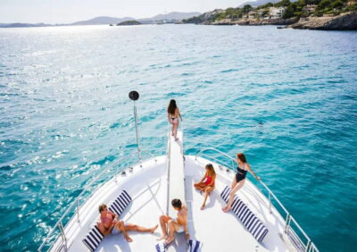 Mallorca: Palma Boat Tour & Snorkeling with Drink Included - Price and value: why $40 can feel like a bargain here