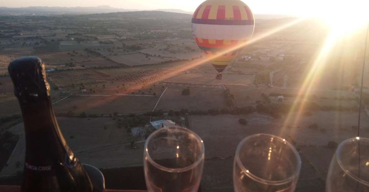 Mallorca: Private Hot Air Balloon Ride - The 1-hour flight: coastline views, champagne toast, and pilot spotting