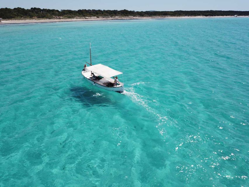 Mallorca: Southern Beaches Private Llaut Boat Tour - Who this LLaut tour suits best