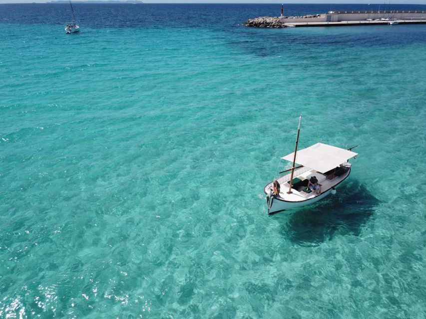 Mallorca: Southern Beaches Private Llaut Boat Tour - Price and value: what $259 buys for a private group