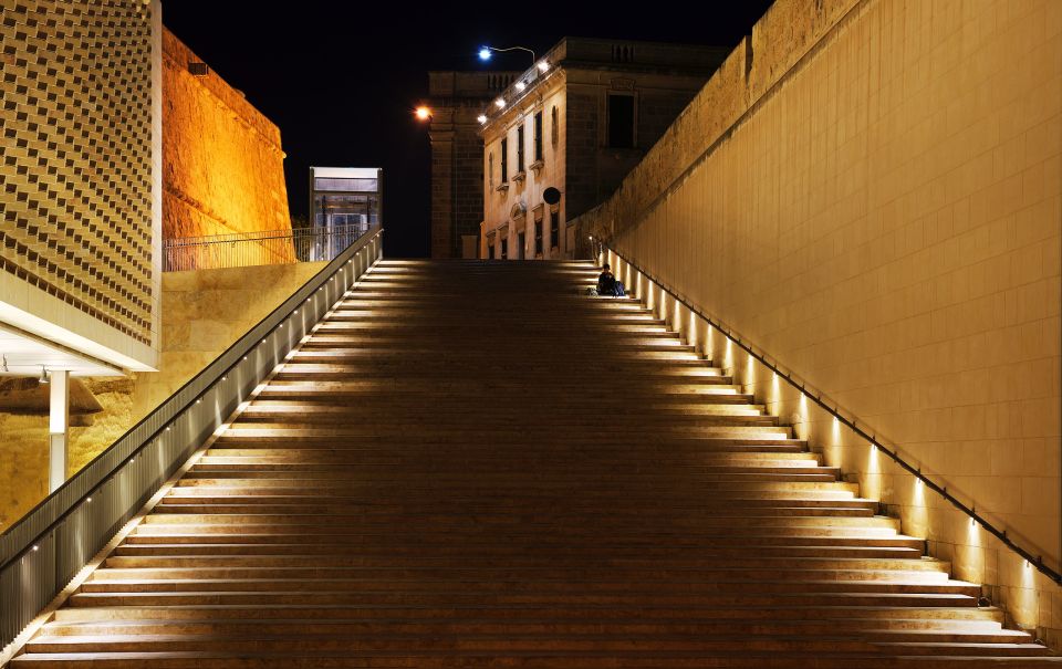 Malta By Night - Valletta, Birgu, Mdina & Mosta - Birgu (Vittoriosa) at Street Level: The Three Cities Role-Play