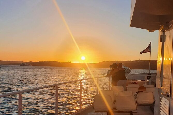 Malta Sunset Boat Tour: Bugibba to Comino Blue Lagoon Cruise - Crew vibe and captain commentary: what makes the trip feel guided