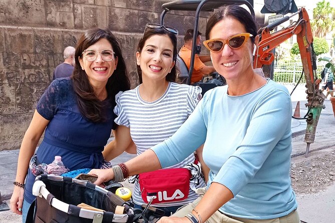 Markets and monuments: walking tour and street food in Palermo - Piazza Olivella and the baroque church of Sant’Ignazio