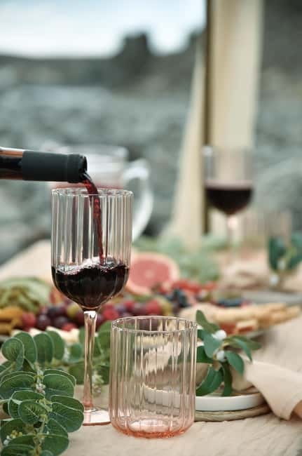 Maspalomas: Gran Canaria Picnic Experience - Romantic moments, proposals, and birthday touches with Mali and Cristo