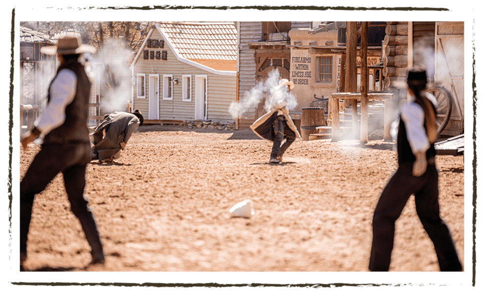 Maspalomas: Tickets to Sioux City Park - Animal farm break: goats, cows, ponies, donkeys, chickens