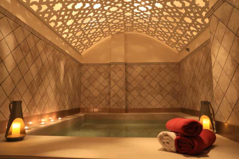 Menorca: Gessamí Banys Arabs Spa Entrance - Changing rooms and first steam: the setup that makes it feel easy