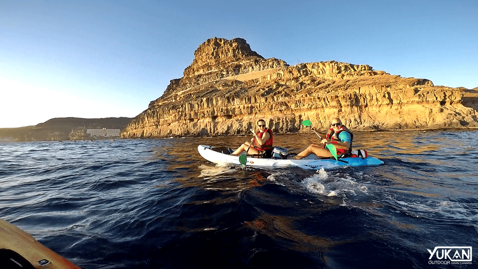 Mogán: Guided Kayak to Caves and Snorkeling Tour - Kayaking the white cliffs and volcanic caves without feeling rushed