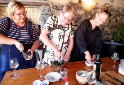 Mojo Workshop Cooking Class in Ancient Canarian Village - Meet Chef Ave and Erik: the duo behind your red-and-green mojo