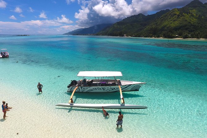 Moorea 6-Hour Snorkeling and Lunch Shared Tour - Bays, Mountains, and the First Water Contact