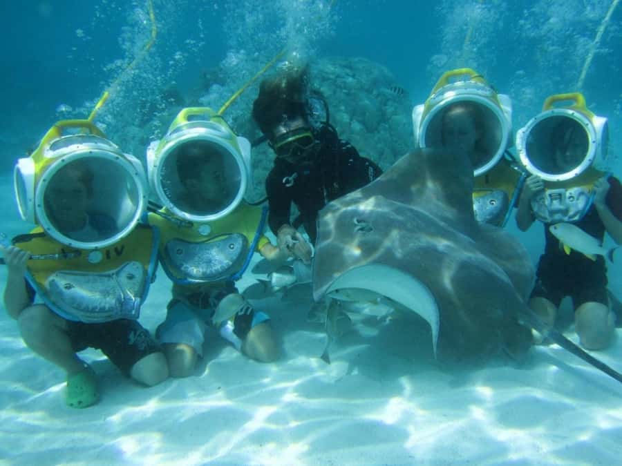 Moorea: Aquablue Helmet Underwater Walking Experience - The Lagoon Stops: Motu Fareone vs Papetoaï (Why It Can Vary)