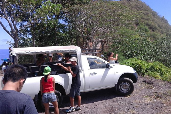 Moorea citycoco tour: The most beautiful beaches! - Stop 2: Opunohu Bay and the meaning of sheltered passage