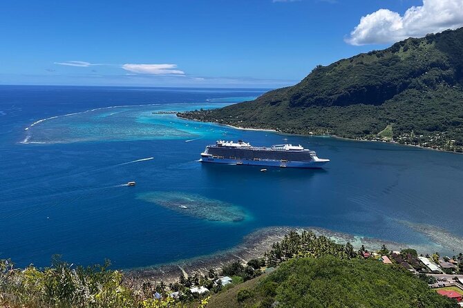Moorea Cruise Ships: 4x4, Belvedere, Pineapple, & Magic Mountain - Key things that make this Moorea 4WD tour work