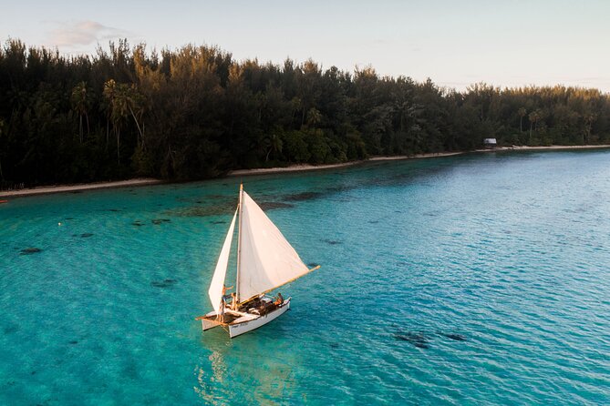Moorea Discovery Half-day Sailing - Motu Tiahura: the snorkeling stop that anchors the experience