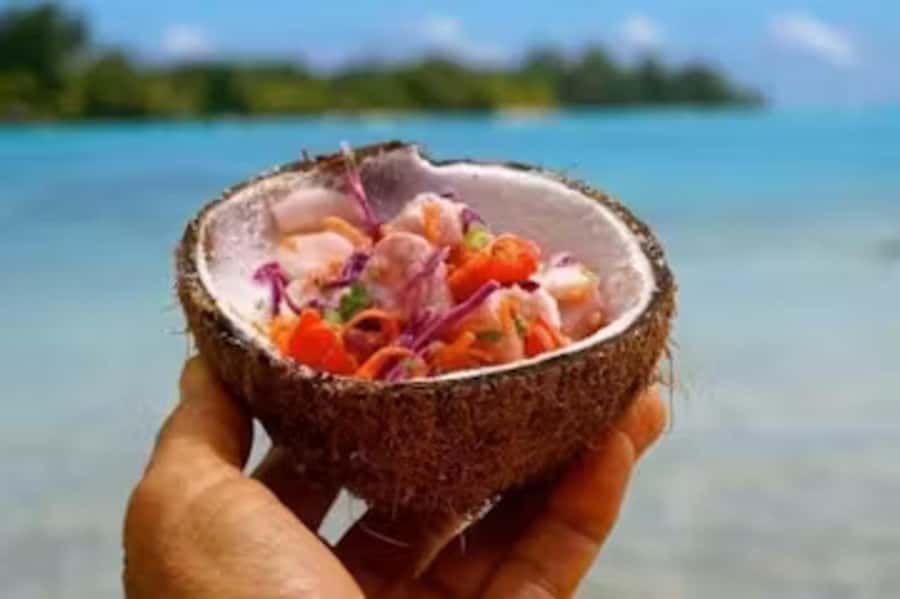 Moorea: Glass Bottom Boat Adventure with Lagoon Wonders - Price and Timing: Is $148 for 330 Minutes Good Value?