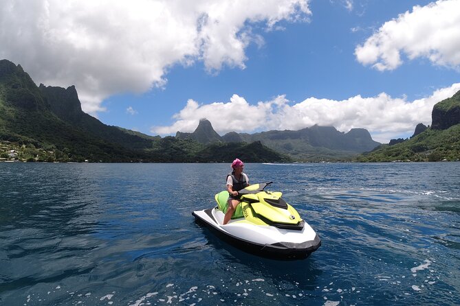 Moorea Solo or Twin 2 hours Jet Ski Tour - Price and Value: What $222.10 Really Buys You