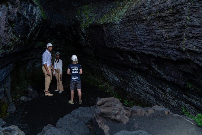Mt. Etna nature and flavors half day Tour from Catania - Grotta dei Tre Livelli lava cave: short time, real payoff