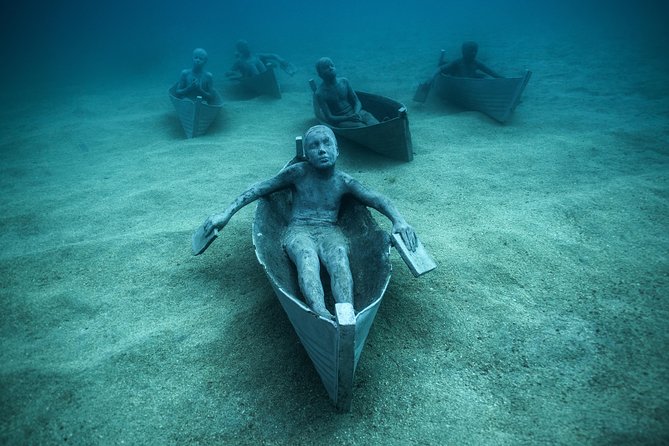Museo Atlantico for certified divers - The briefing matters: learning the statues before you swim among them