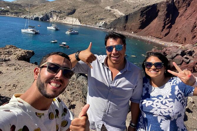 My Ultimate Half-Day Private Santorini Road Trip - Stop 4: Oia for the Classic Postcard Scene (With Real-Time Limits)