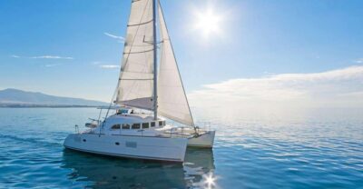 Mykonos: Catamaran Cruise With Meal and Drinks - Sailing the Mykonos coastline without the crowds