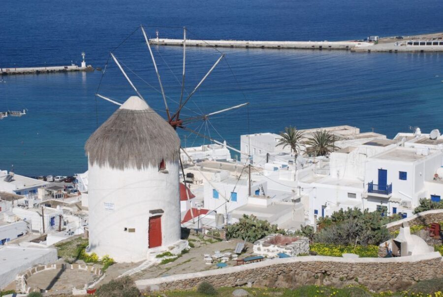Mykonos: Half-Day City Walking Tour and Island Bus Tour - The Island Bus Portion: Why Ornos, Agios Giannis, and Kalafatis Make Sense in One Run